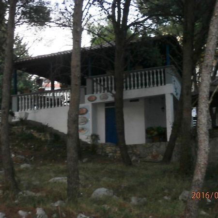 Apartments Meni Drage Exterior foto
