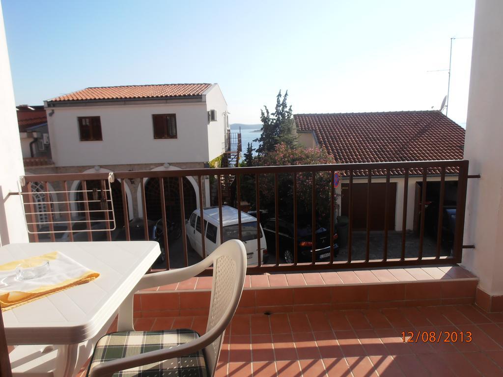 Apartments Meni Drage Quarto foto
