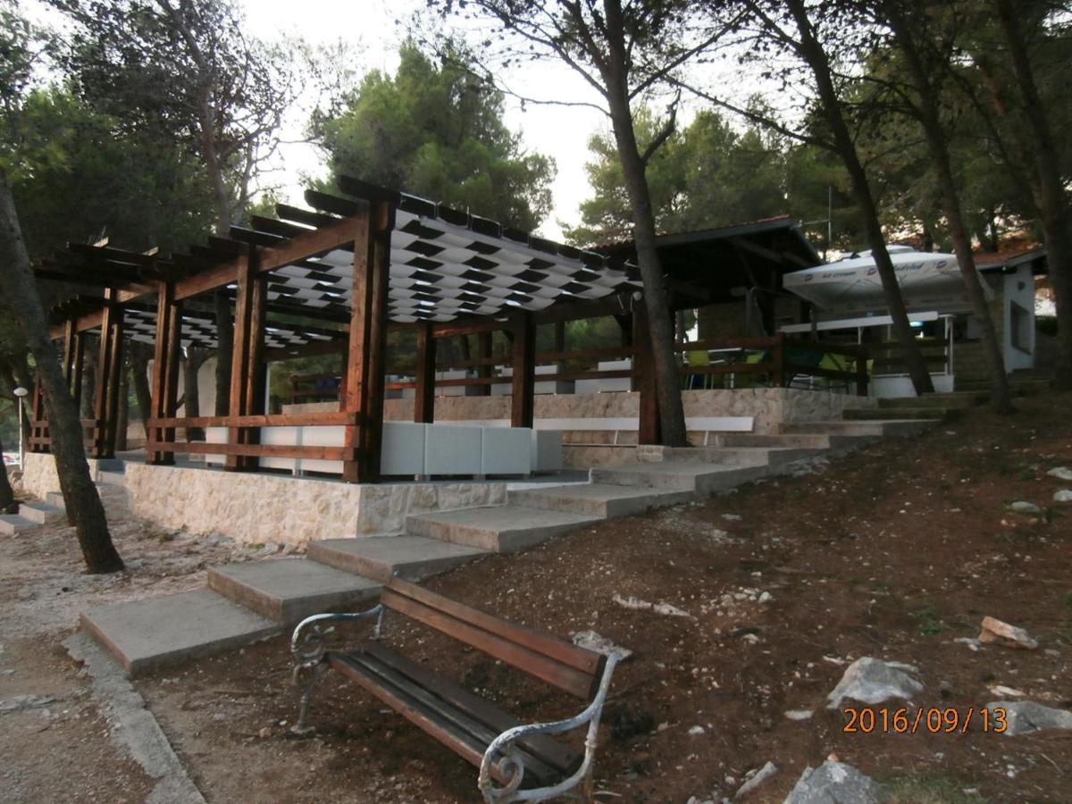 Apartments Meni Drage Exterior foto